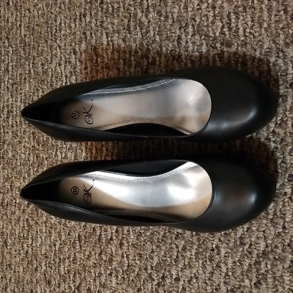 Women's Wedge/Heeled Closed Toe Dress Shoes